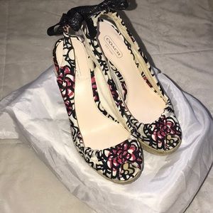 Coach Maritza Poppy Flower Espadrille Wedge Sz 6